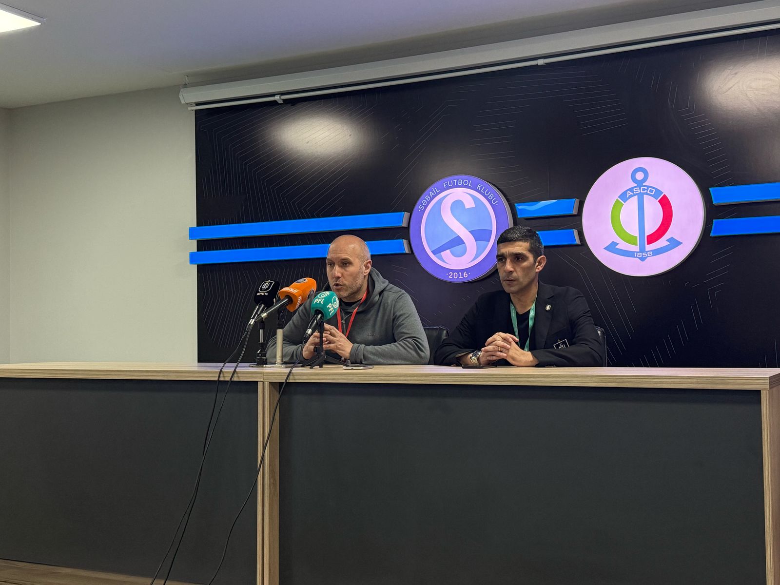 Samir Abasov: "İstefa verməliyəm?"