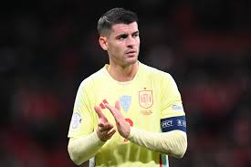 İstanbul nəhənginin futbolçusu millidən getdi