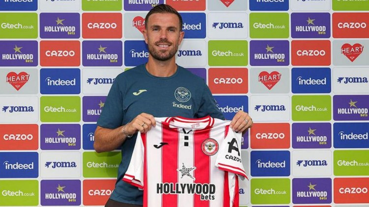 İngiltərə millisinin sabiq üzvü ölkəsinə geri qayıtdı