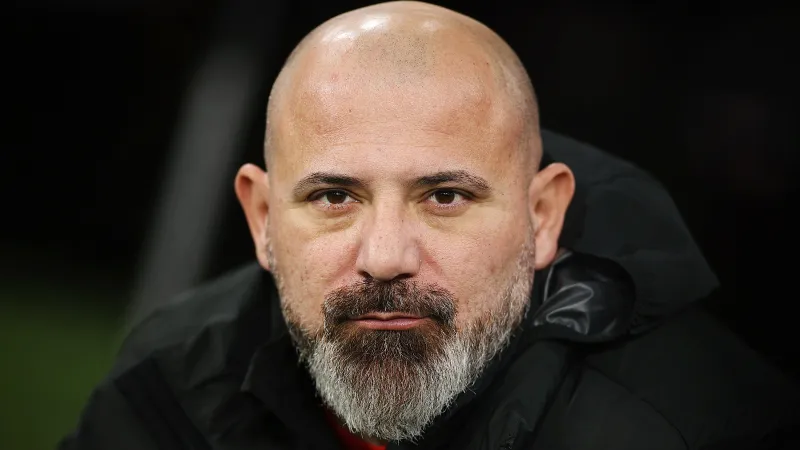 "Srvena Zvezda" yeni baş məşqçi ilə anlaşıb