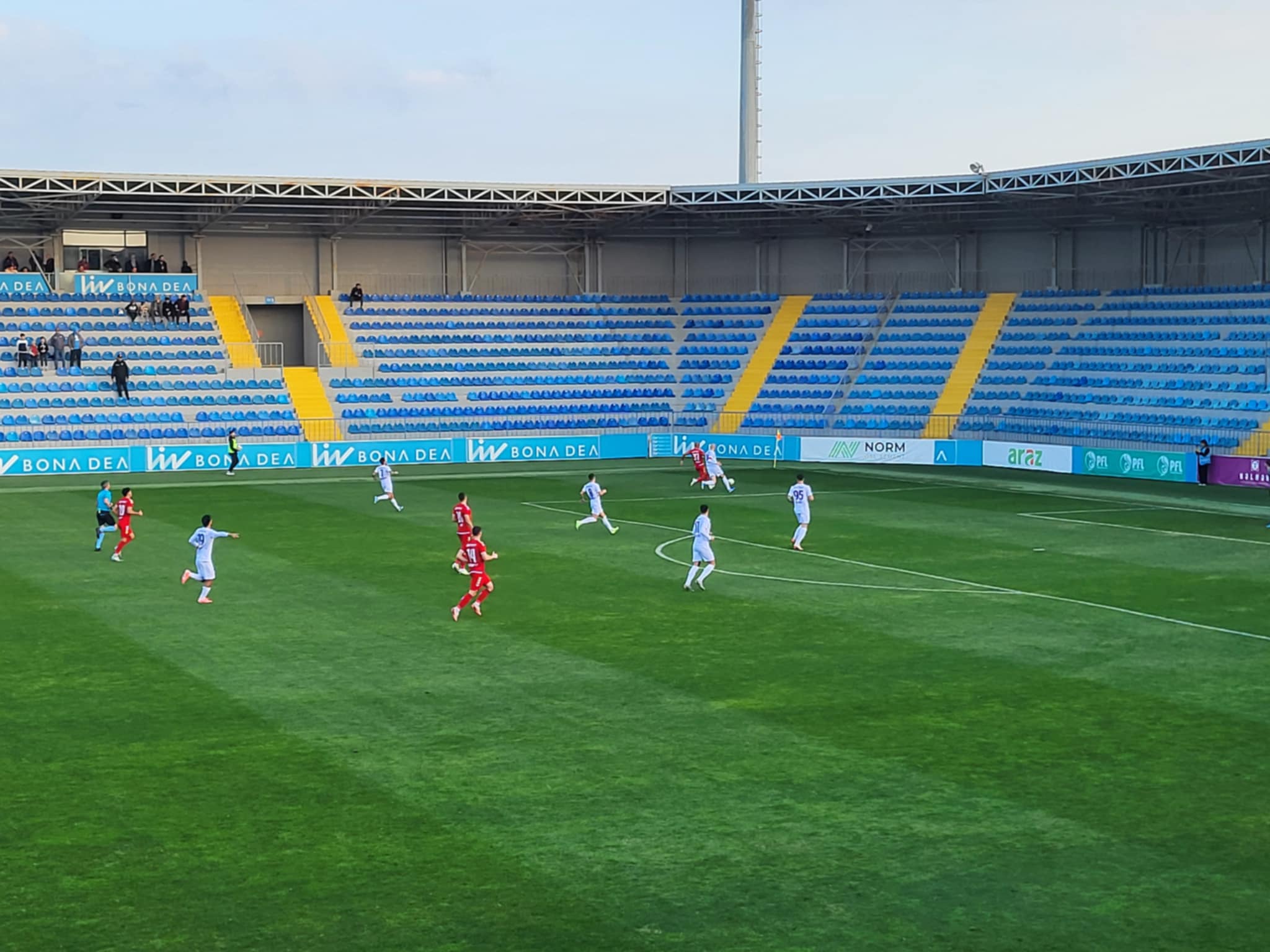 "Araz-Naxçıvan" "Sumqayıt"ı əliboş yola saldı