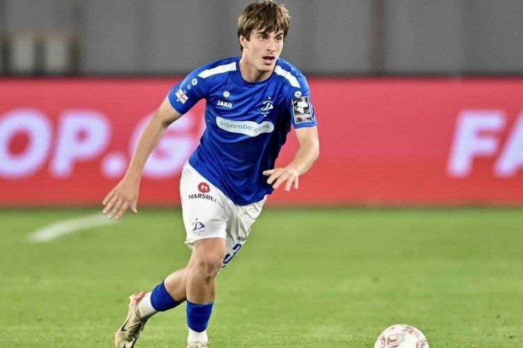 İstanbul klubu 17 yaşlı gürcü futbolçunu transfer edir