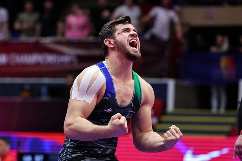 “Çəkim onlardan az olduğu üçün güləşmək çox çətin idi”