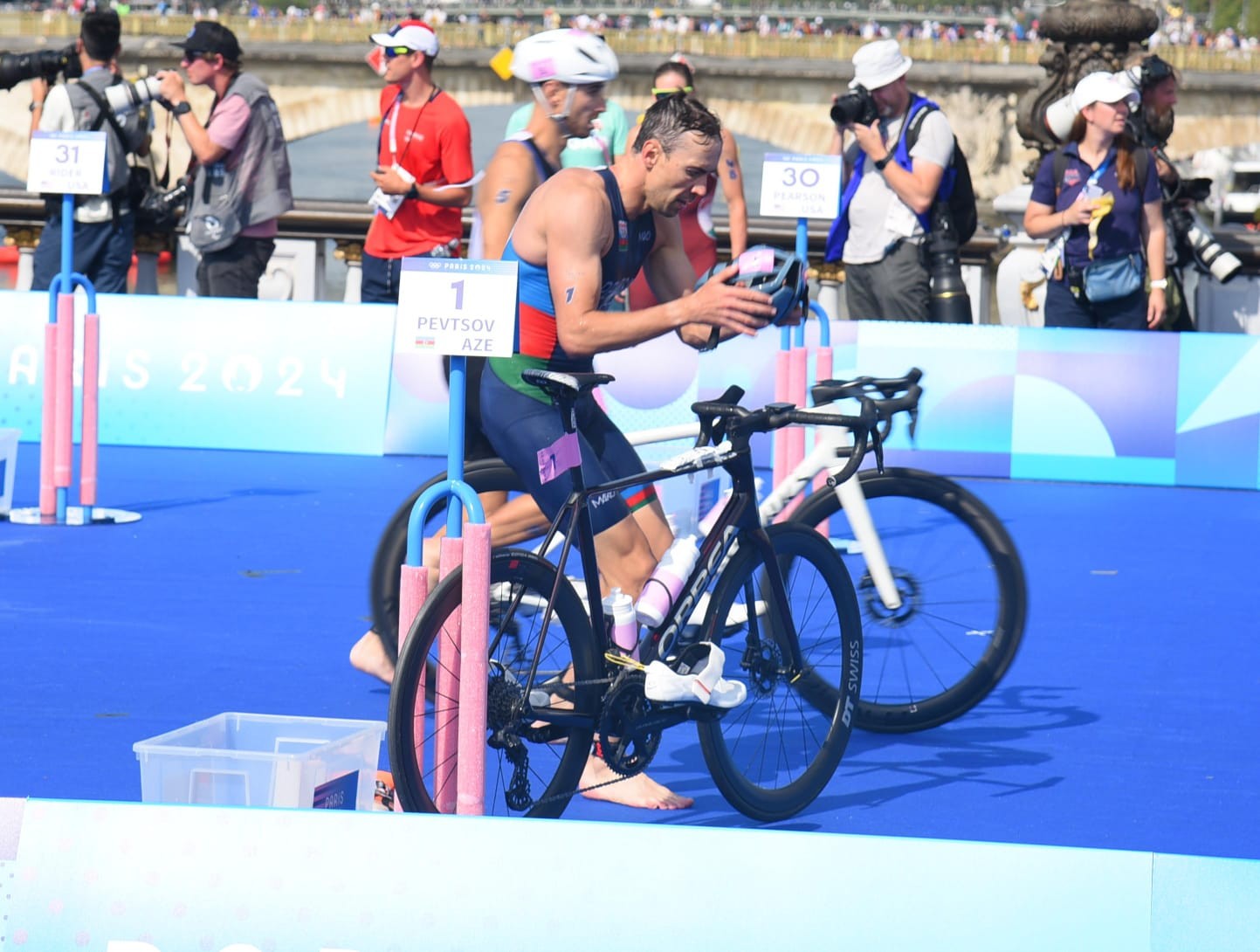 Triatlonçumuz Parisdə 43-cü olub