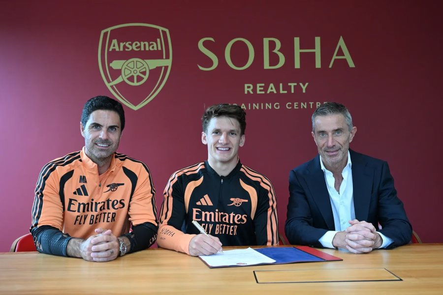 Yunanıstanlı futbolçu “Arsenal”da