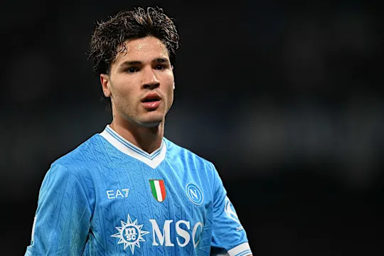 "Napoli" italyalı hücumçu ilə müqavilə müddətini uzadıb