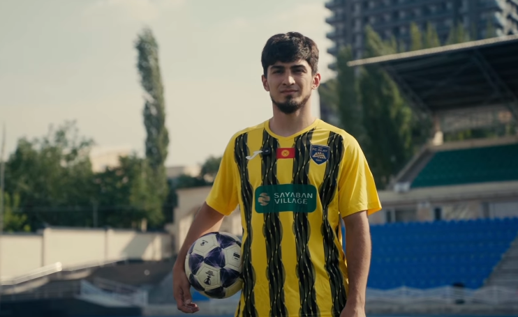 Daha bir azərbaycanlı futbolçu Qırğızıstana üz tutdu