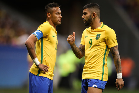 Braziliya klubu iki hücumçunun transferini bir gündə açıqlamağı planlaşdırır