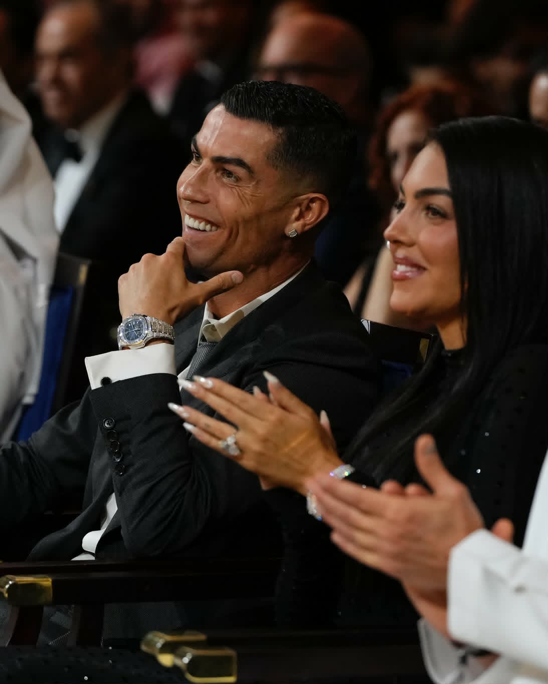 Kriştiano Ronaldo bu dəfə 700 min avroluq saatı ilə diqqət çəkdi