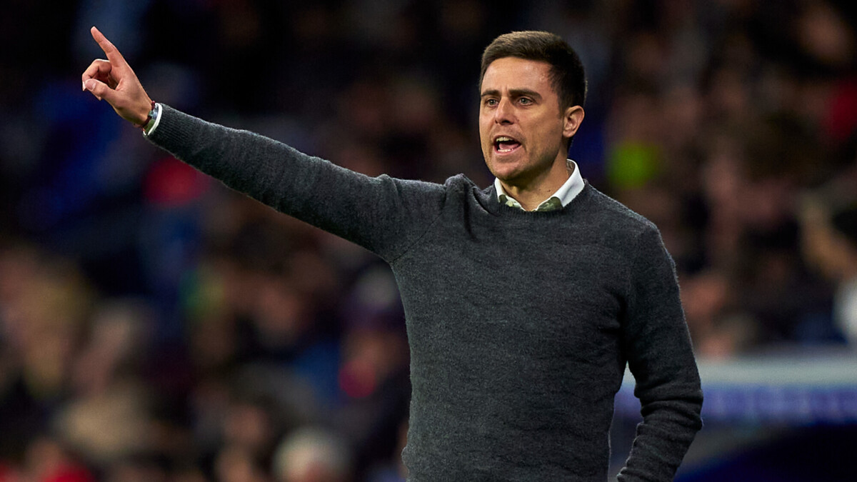 “Osasuna”nın “sükanı” italyan mütəxəssisə tapşırıldı