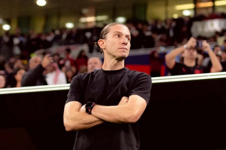 Filipe Luislə yeni müqavilə imzalandı