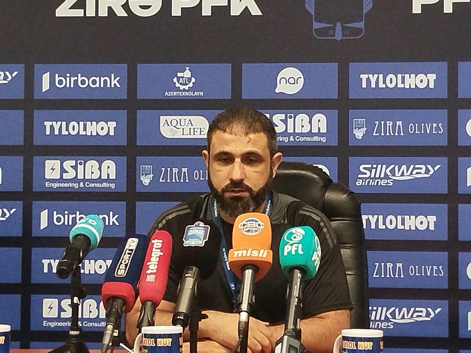 “Gələn futbolçu düşünməlidir ki, bu klubdan harasa getmək olur”