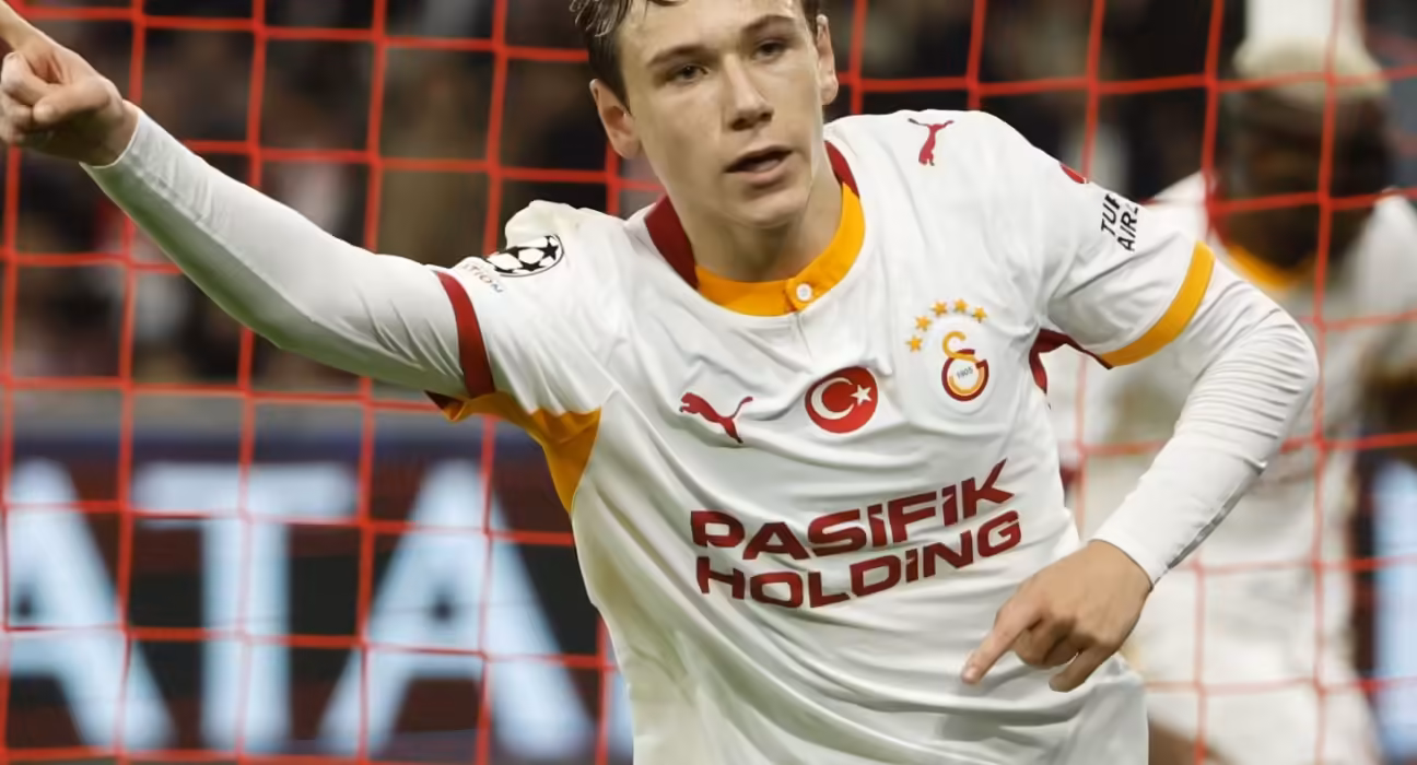 “Qalatasaray”ın futbolçusu “radar”da