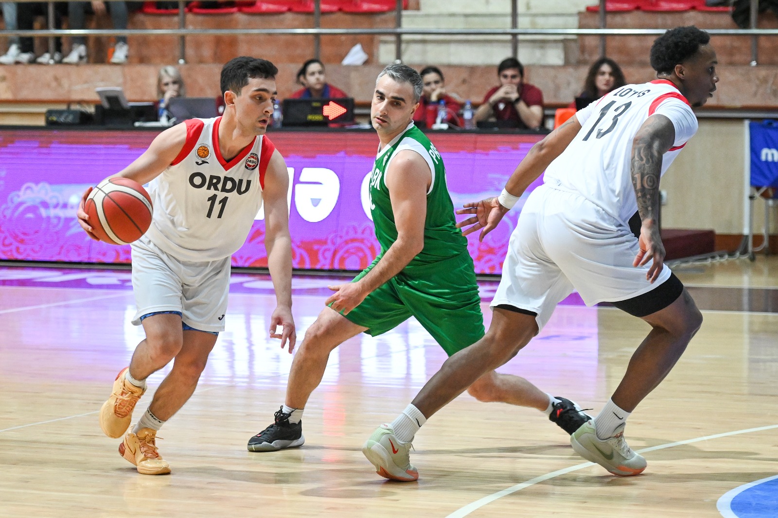 ABL: "LANDAU Lions" NTD-yə, "Neftçi" isə "Ordu"ya qarşı