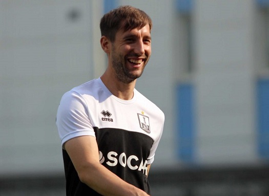 "Milliləşdirilmiş" futbolçu üçün yadda qalan qol