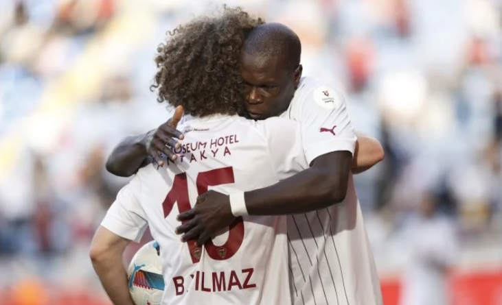 Elitanı tərk edəcək klubda ayrılıq