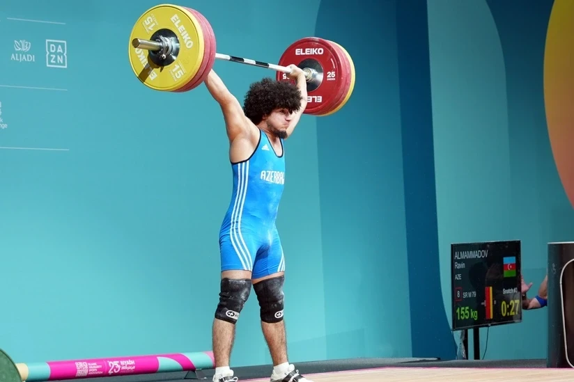 Azərbaycan ağırlıqqaldıranı İslamiadada gümüş medal qazanıb