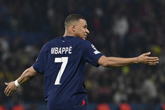 PSJ-nin Kilian Mbappeyə borclu olduğu təsdiqlənib