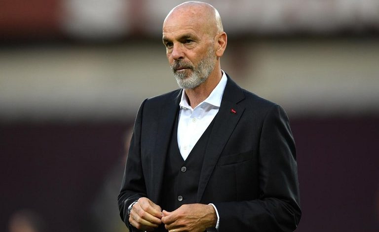 "Milan"ı çempion edən baş məşqçi yenidən İtaliyada çalışacaq