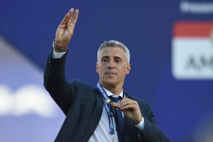 Krespo Braziliya klubundan istefa verdi