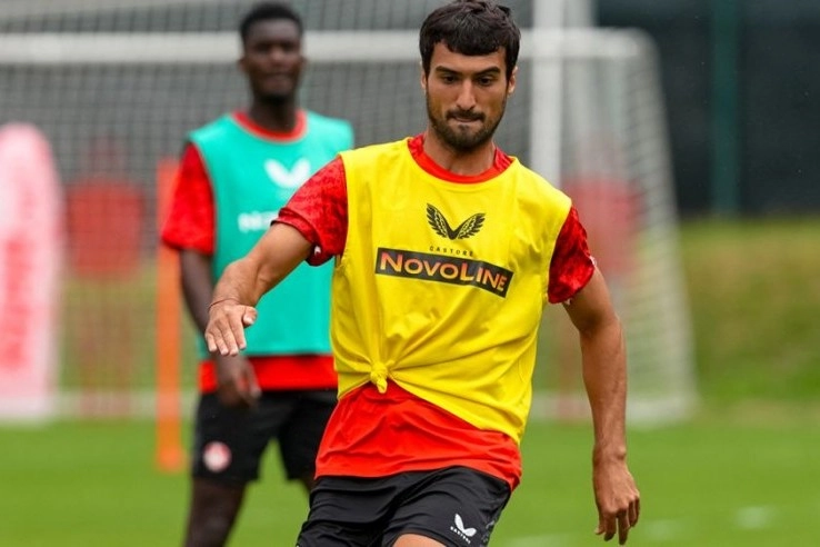 Mahir Emreli "Şalke" ilə matçda qol vuracağına ümid edir