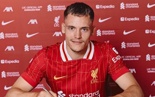 "Bundesliqanı tərk edib Premyer Liqaya keçmək arzum idi" - transferi rəsmiləşdi