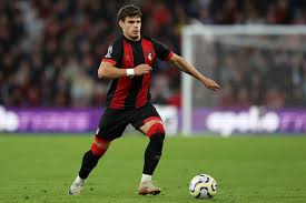 “Liverpul” macara görə “Bornmut”la danışıqlara başladı