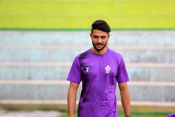 "Sumqayıt" daha bir iranlı futbolçu transfer edir