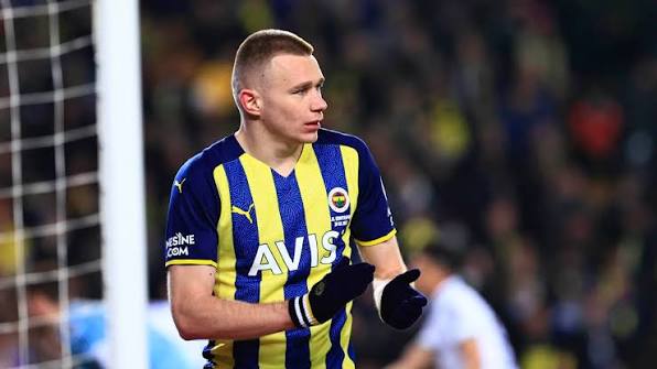 “Qarabağ” “Fənərbağça”nın sabiq futbolçusunu istədi – Yarım milyonluq tələb