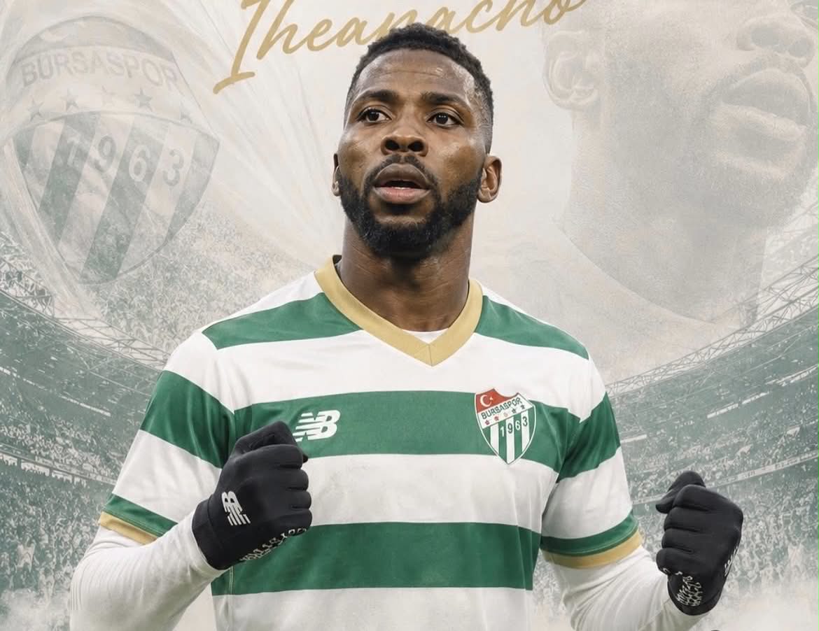 İngiltərə nəhənginin sabiq futbolçusu Toral Bayramovla komanda yoldaşı oldu