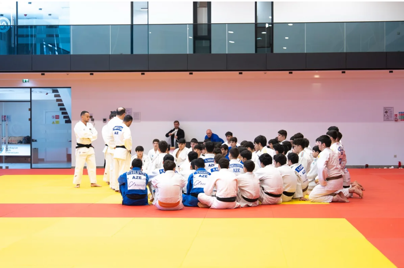 "Gələcəyin ümidləri" təlim proqramına seçilən cüdoçularla görüş təşkil edilib