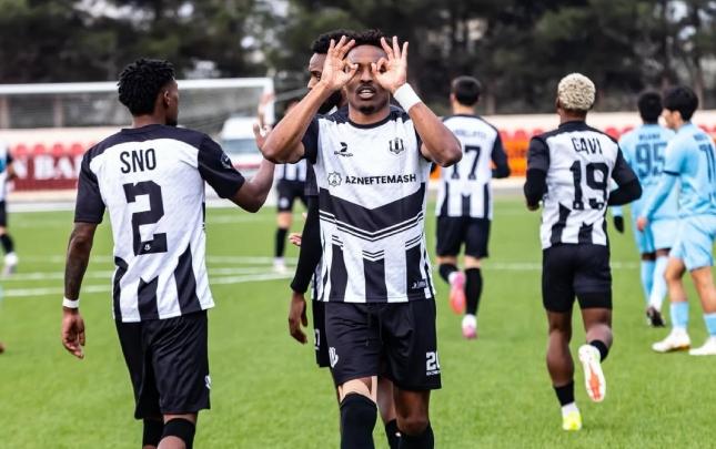 "Karvan-Yevlax"ın son dəqiqə qolu - Video