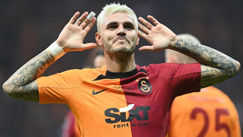 "Yuventus" "Qalatasaray"ın hücumçusuna "elçi" düşüb