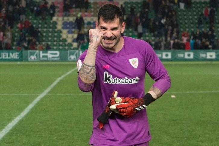 La Liqa klubundan ayrılır - 9 il sonra