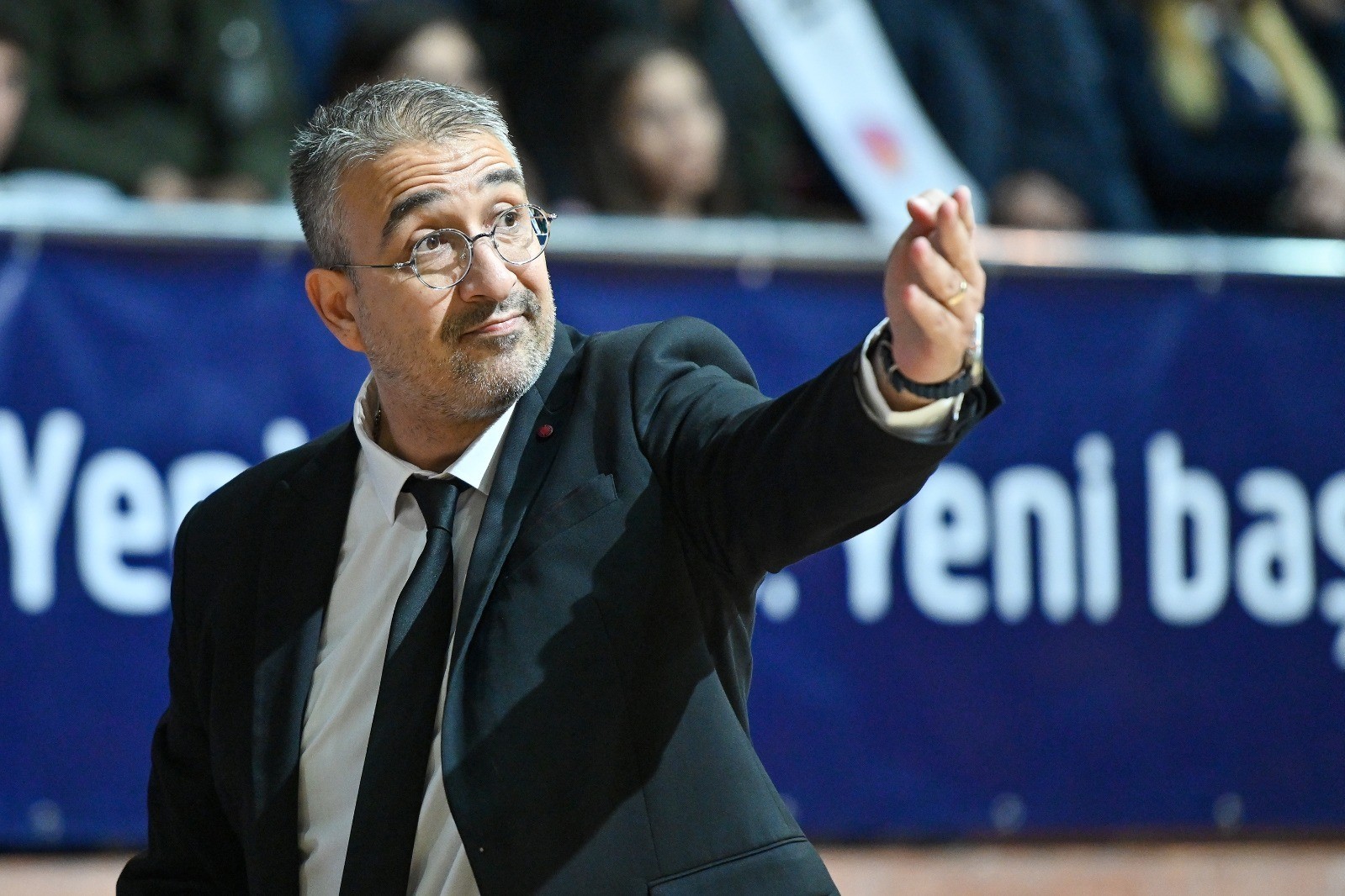 Murat Dikmen: "Cümə günü bizim üçün tamam və ya davam matçı olacaq"