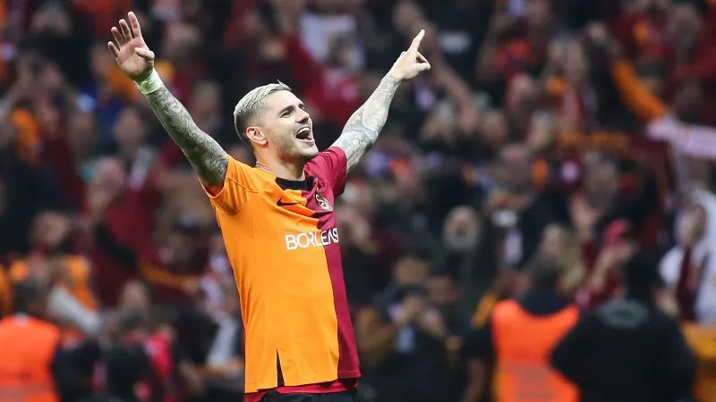 Mauro İkardi "Qalatasaray" azarkeşlərinə görə 120 milyonluq təklifdən imtina edib