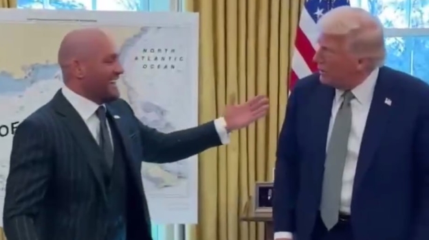 Konor Makqreqor Donald Trampla görüşüb