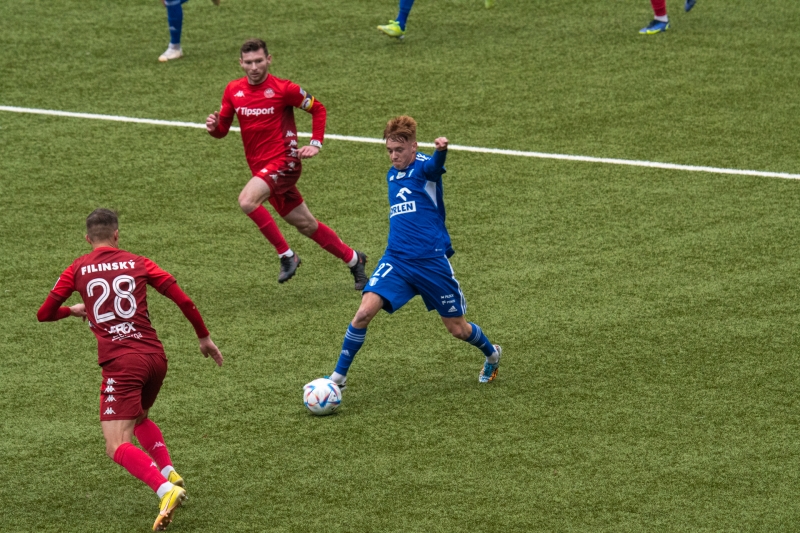 Krivotsyukun komandasından 8 qolluq heç-heçə