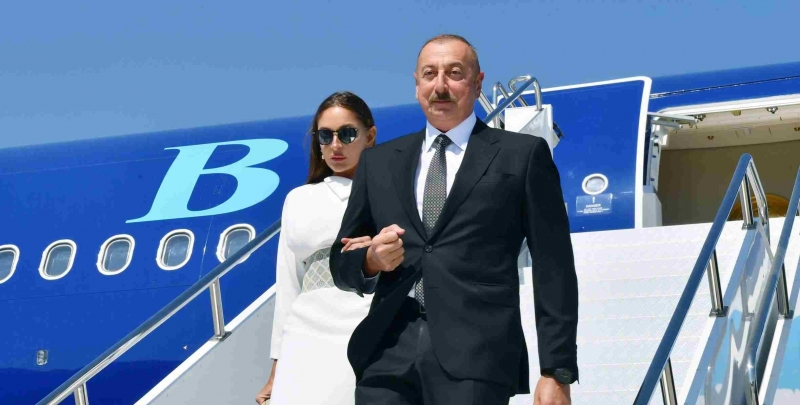 İlham Əliyev və Mehriban Əliyeva İslamiadada Azərbaycanı təmsil edən idmançılarla görüşdülər