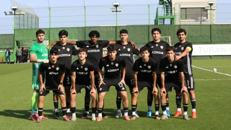 "Qarabağ" "Dinamo"ya uduzdu