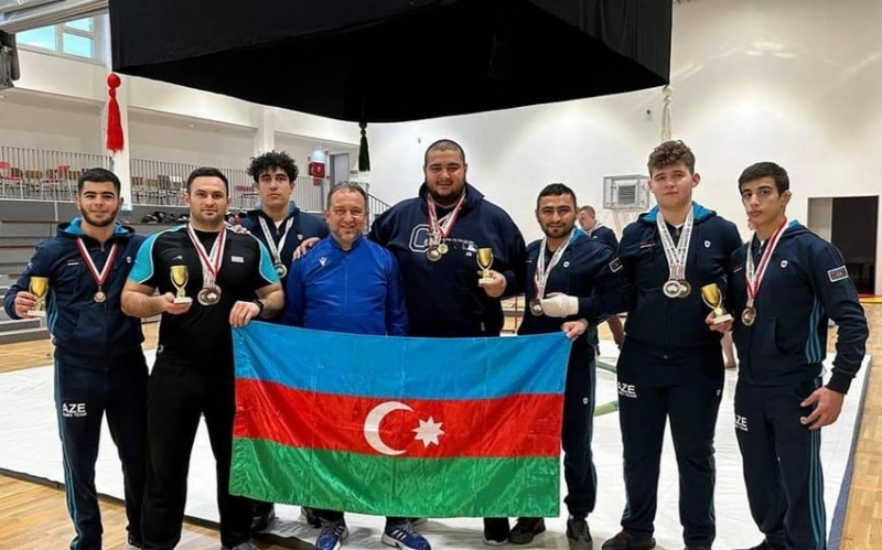 Macarıstandan 13 medalla