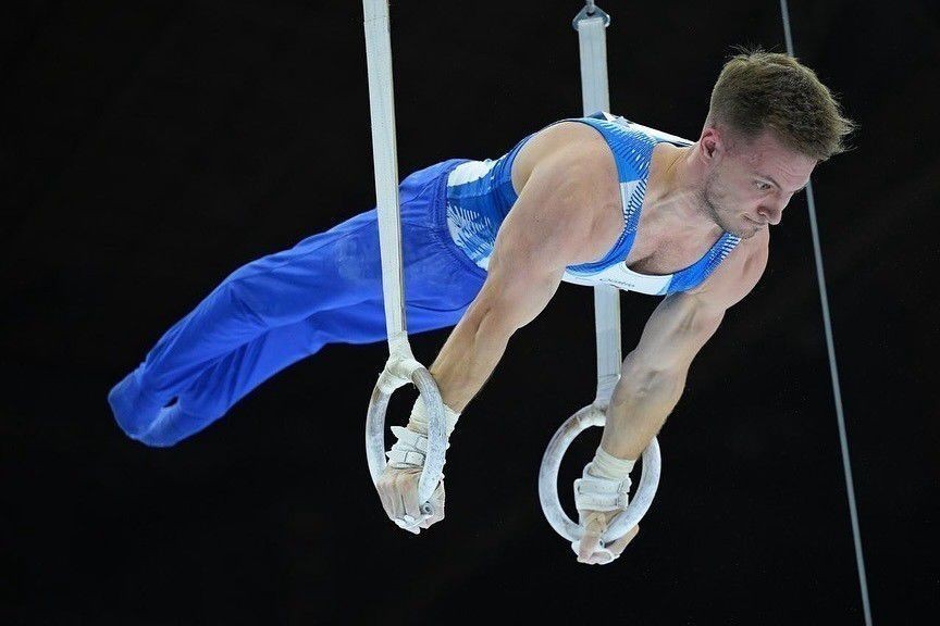 Nikita Simonov Avropa çempionatında liderliyə yüksəlib