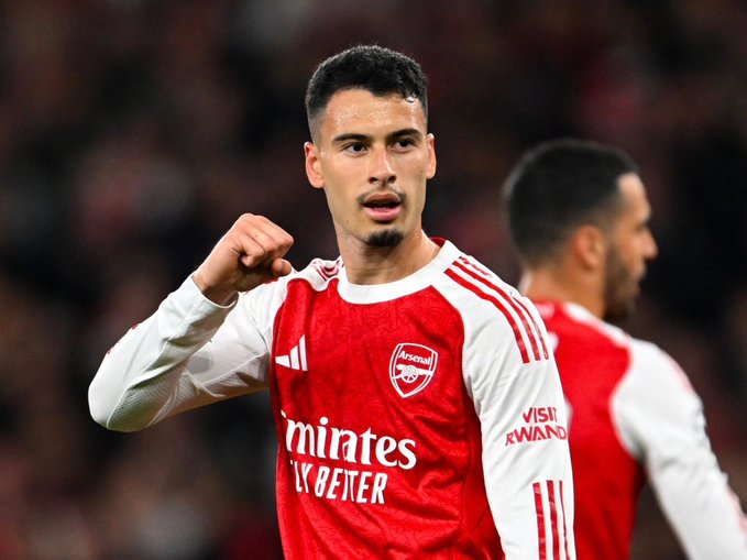 Ərəblər “Arsenal”ın hücumçusu üçün danışıqlara başladı