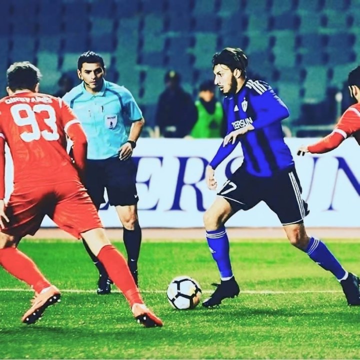 Futbol hakimi idman ustası oldu