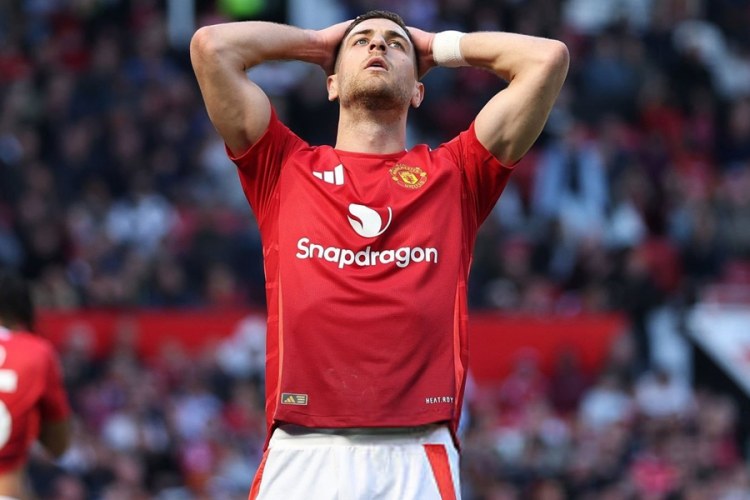 "Mançester Yunayted"in müdafiəçisi üçün mövsüm erkən bitə bilər