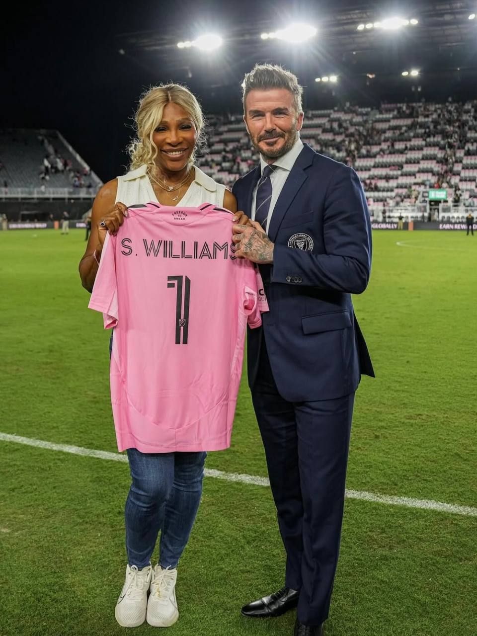 Serena Uilyamsa “İnter Mayami”nin forması təqdim olunub