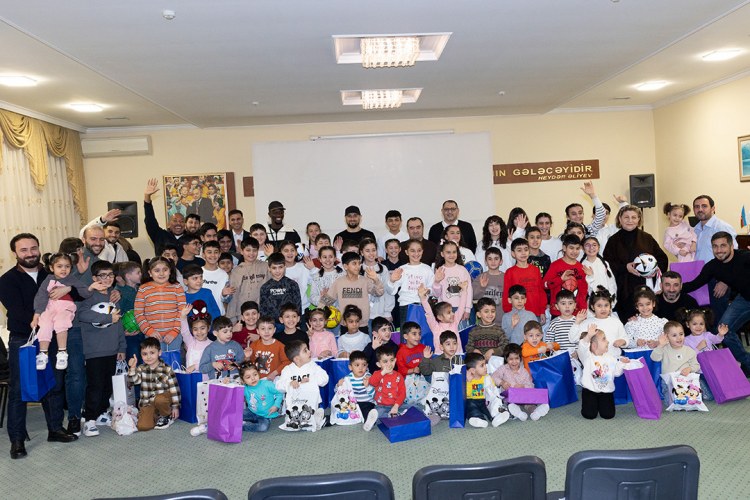 “Araz-Naxçıvan”ın üzvləri 1 saylı Uşaq evini ziyarət etdilər