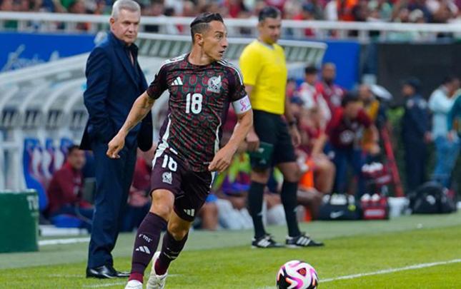 Meksika millisinin rekordçusu karyerasını bitirdi