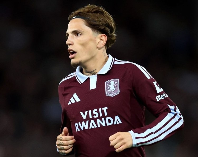 "Aston Villa"dan Alexandro Qarnaço qərarı