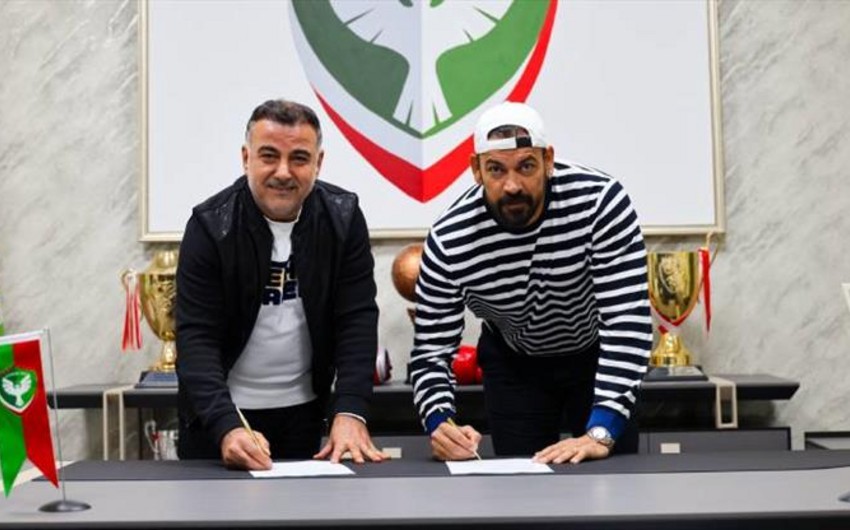 Əslən azərbaycanlı baş məşqçinin yeni iş yeri müəyyənləşib